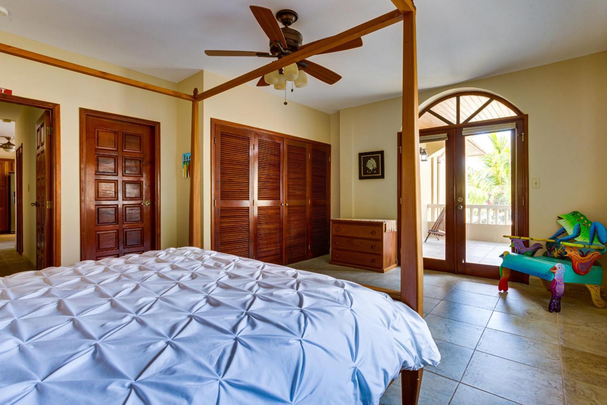 Los Porticos Placencia Room photo