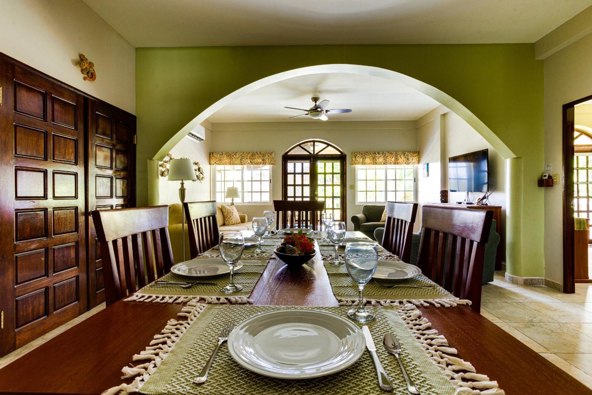 Los Porticos Placencia Room photo