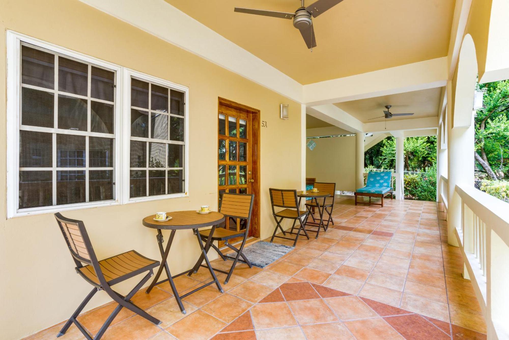 Los Porticos Placencia Room photo